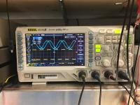 RIGOL DS1104Z 4ch 100 MHz 1GSa-s 2016-10-25 21-09.jpg